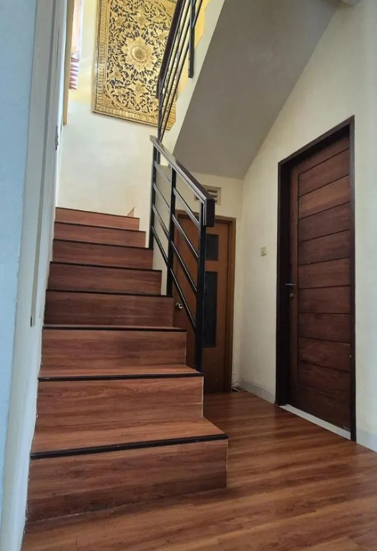 Family Tropic Guest House Jimbaran-Bali Indonezja